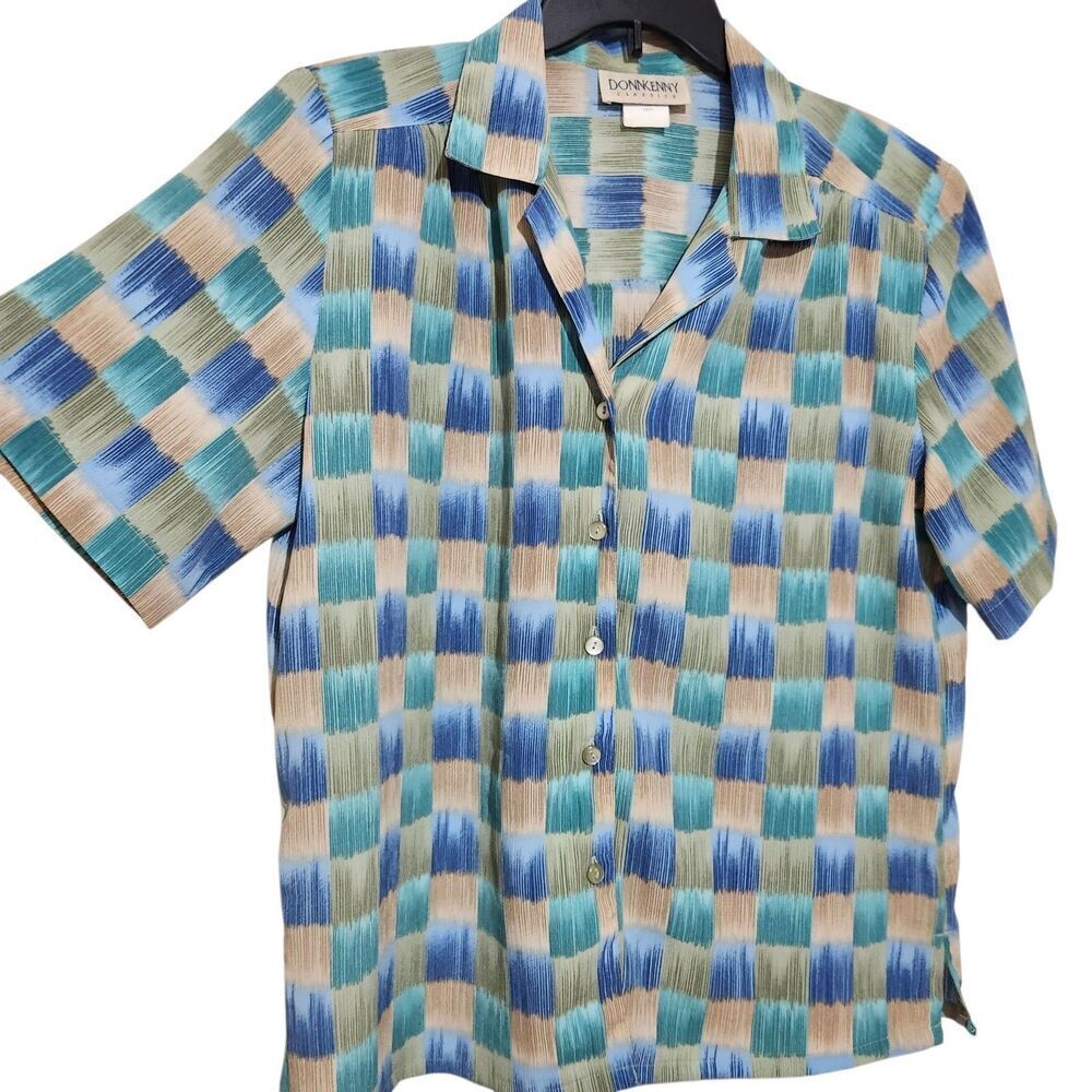 Donnkenny Blouse Size Large Blue Lightweight Shoulder Pads Summer